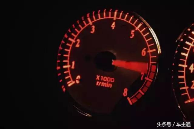 選機油?看完99%的車主都知道怎么做了