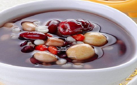 女性經期吃什么好 女性經期適合吃什么 經期吃什么補血