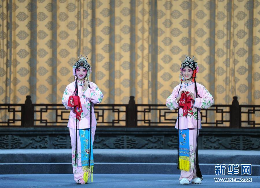 中國秦腔優(yōu)秀劇目會演在西安閉幕【2】